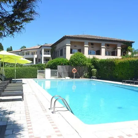 Lejlighedshotel Le Rivage 3*