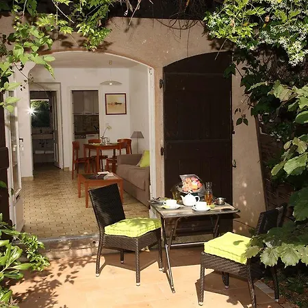 Le Rivage 3* Мандельё-ла-Напуль