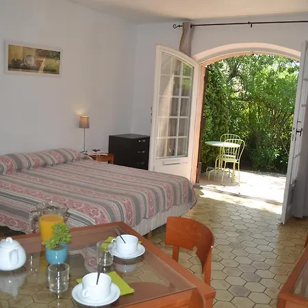 Lejlighedshotel Le Rivage 3*