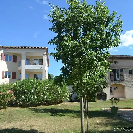 Le Rivage Aparthotel 3*