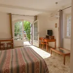 Le Rivage Hotel apartamentowy Mandelieu