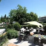 Hotel apartamentowy Le Rivage Mandelieu